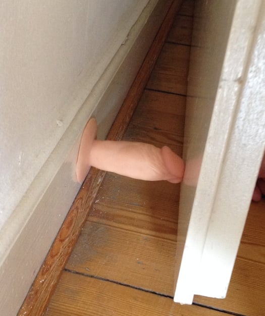 suction-cup-dildo-doorstop.jpg