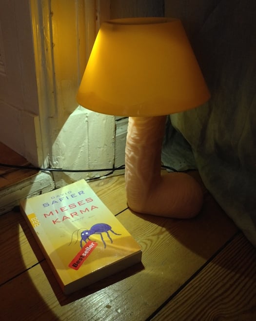 giant-dildo-dong-lamp